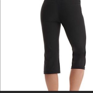 Nike women’s capris